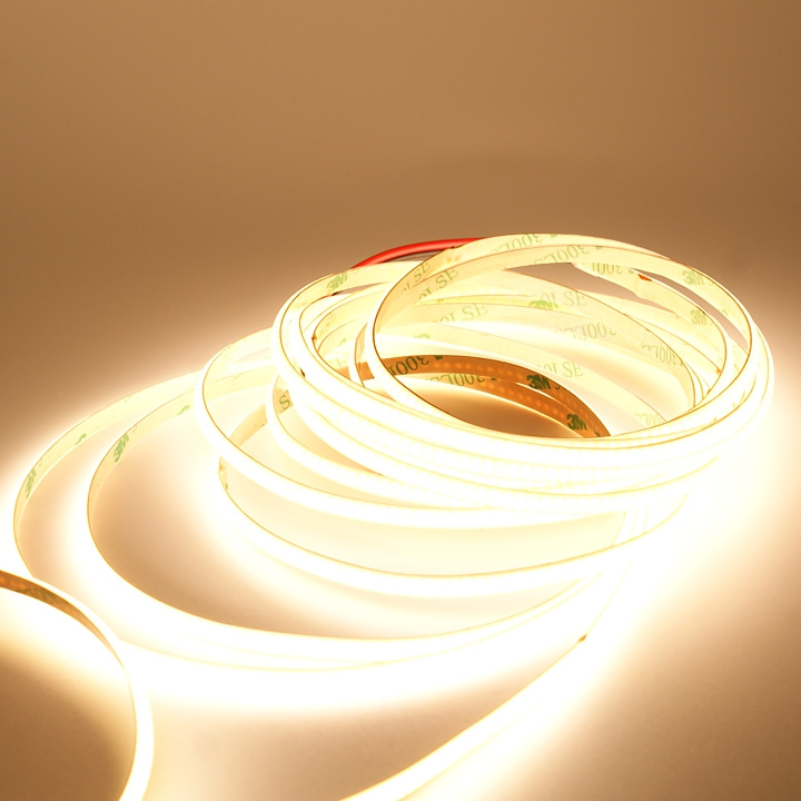 LED pásek COB 12V / 384 LED / 10W / 3000K / IP20 / 5mm / PRO+